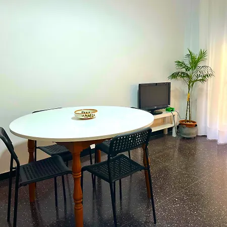 Апартаменты Rivierarent Moma 100 Metri Dal Mare Финале Лигуре