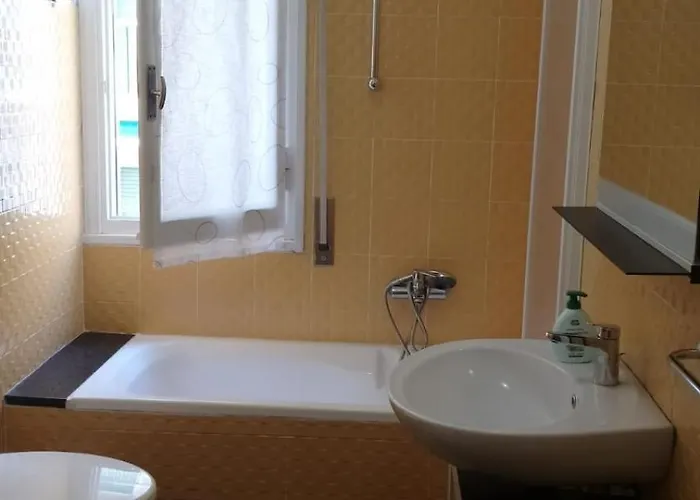 Apartman Rivierarent Moma 100 Metri Dal Mare Finale Ligure