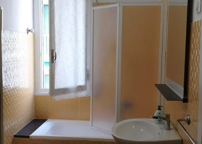 Rivierarent Moma 100 Metri Dal Mare *